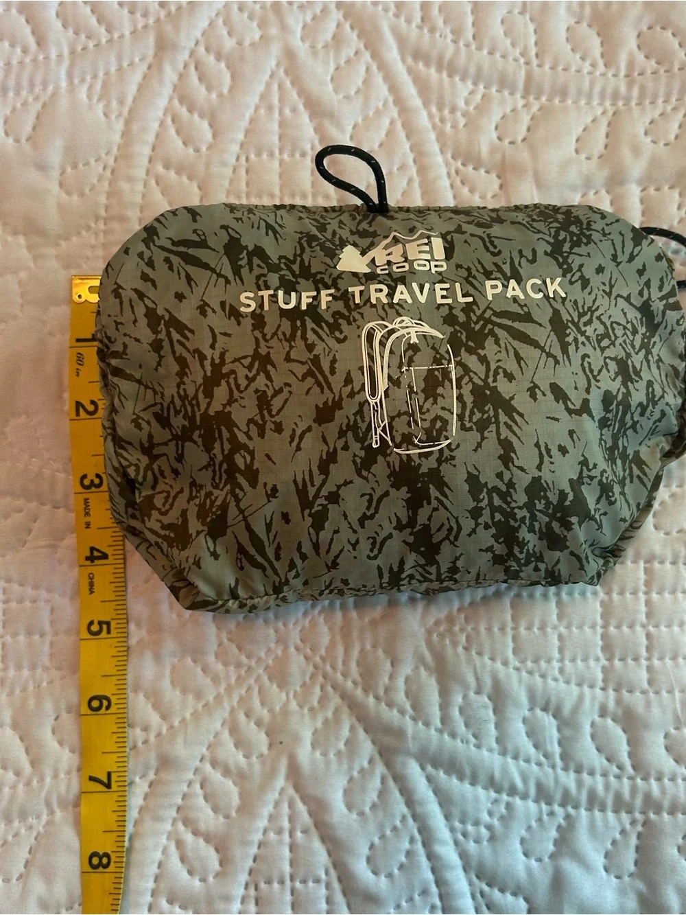 REI Green Camouflage Lightweight Stuff Travel Bag